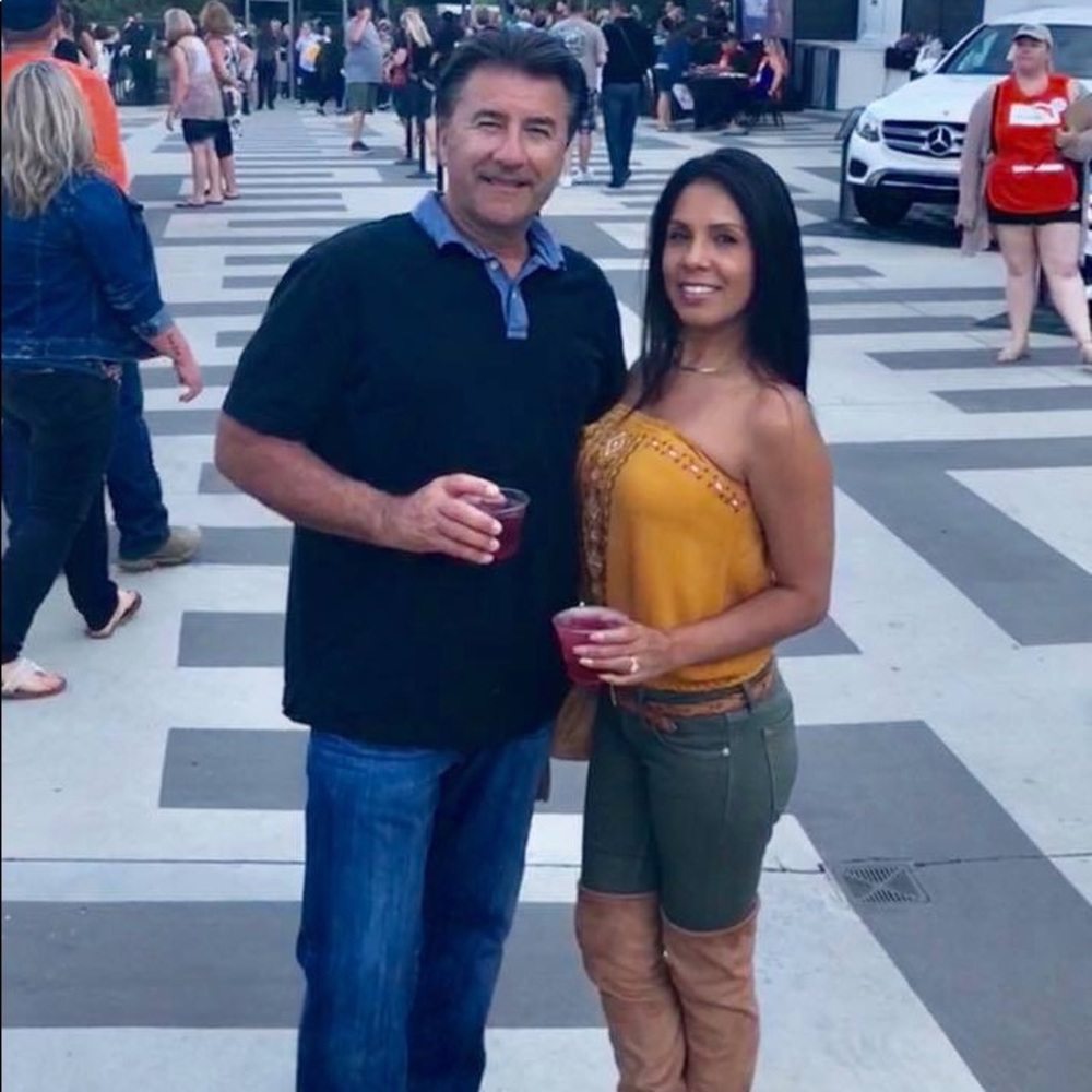 Meet your Posher, Yvette